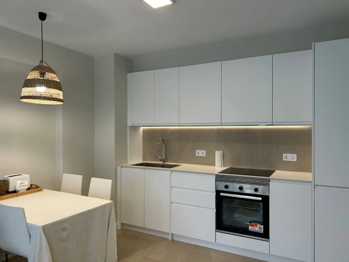 Apartamento con ascensor en venta en Avda Holanda 4, imagen 3