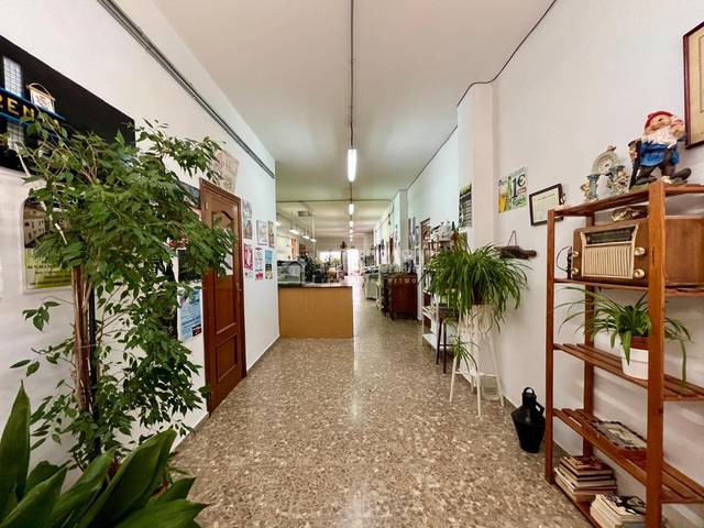Local comercial en Alquiler en Valdepeñas