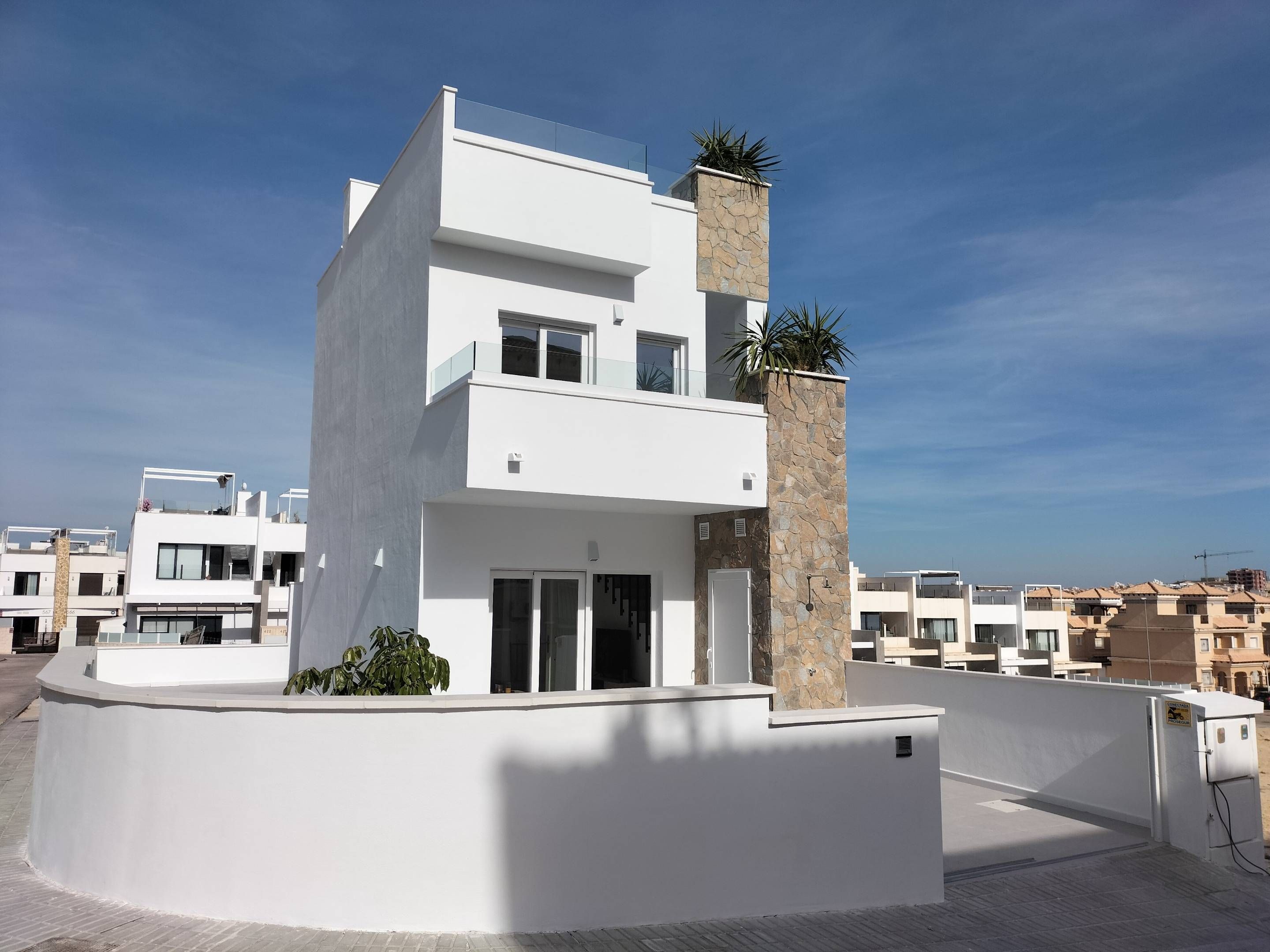 Exterior view of Single-family semi-detached for sale in Orihuela  with Private garden, Terrace and Swimming Pool