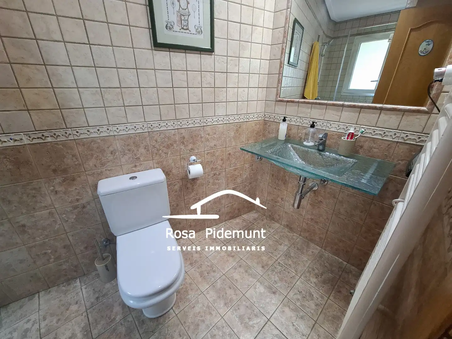 Baño de Piso en venta en Girona con Aire acondicionado, Calefacción y Terraza