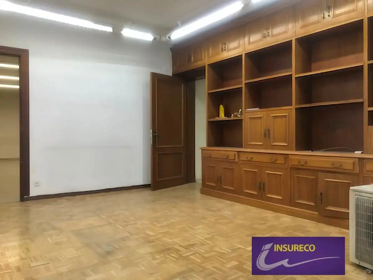 Local comercial en venda a República Argentina