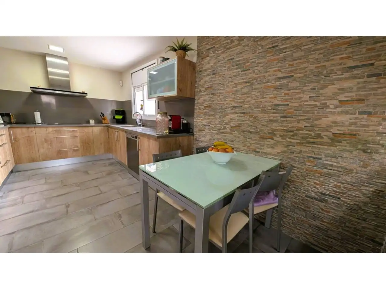 Cuina de Casa o xalet en venda en Viladecavalls amb Aire condicionat, Calefacció i Jardí privat