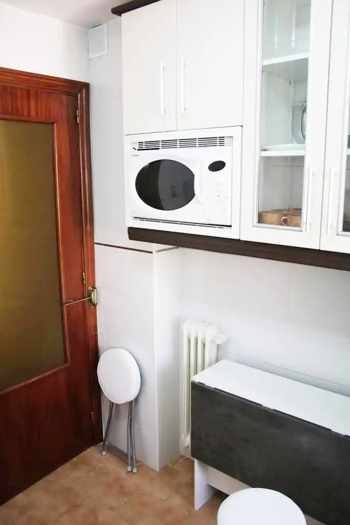 Bathroom of Flat for rent in Granada  with Air Conditioner, Heating and Furnished