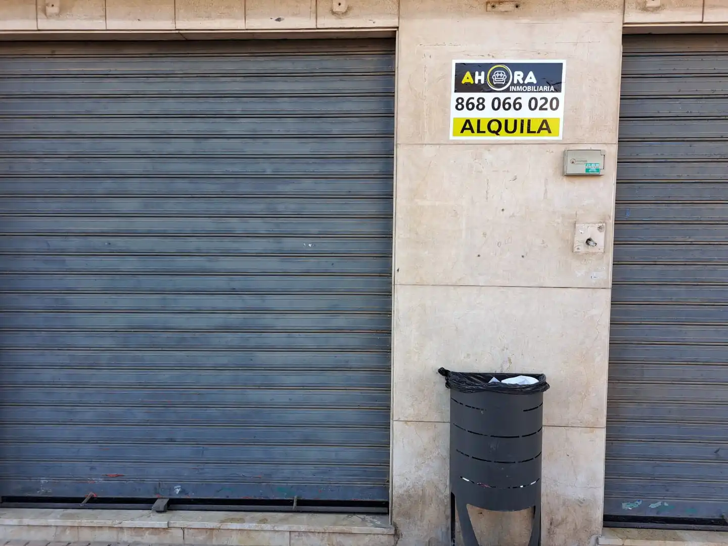 Local de lloguer en Cartagena amb Aire condicionat