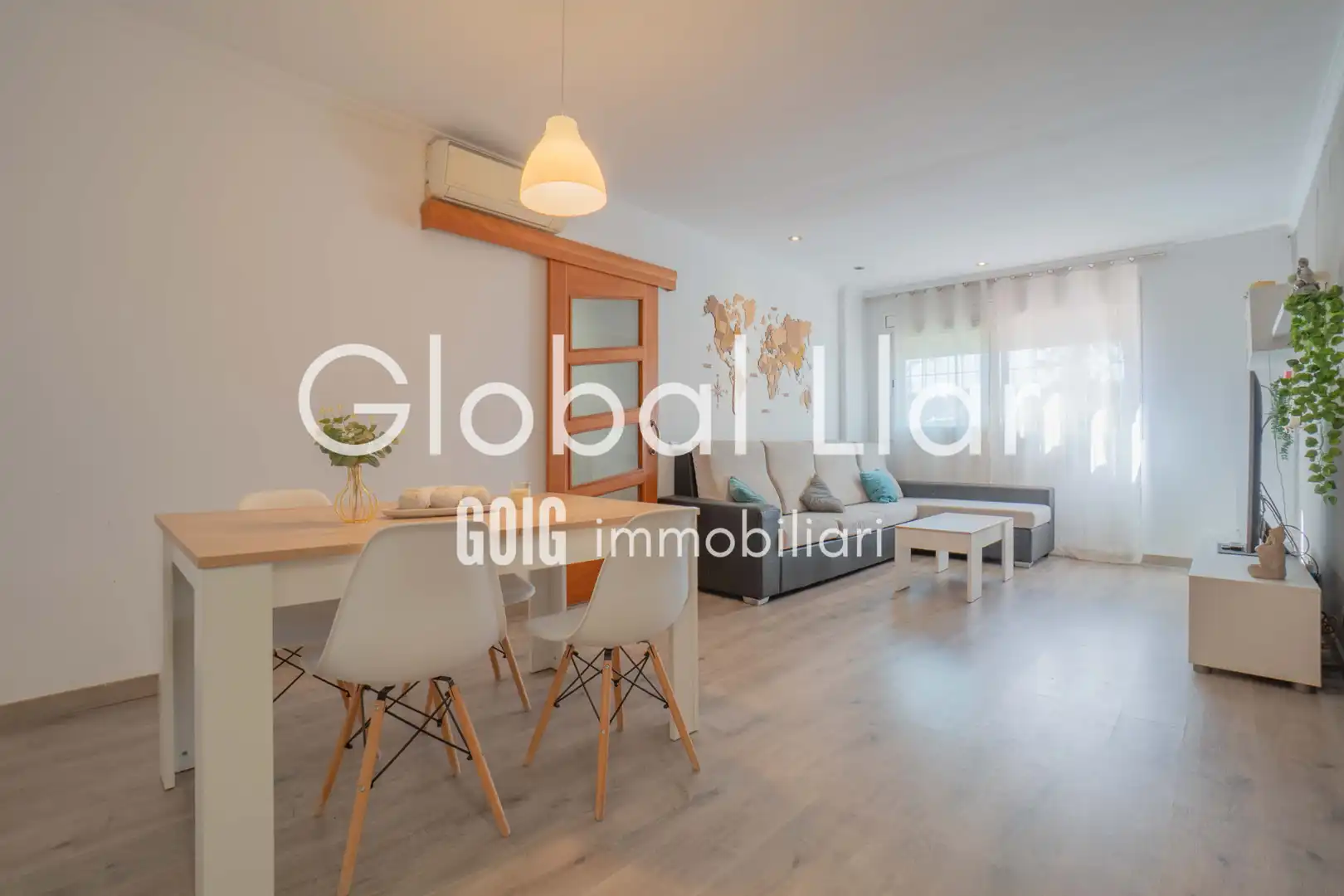 Vista exterior de Piso en venta en Sabadell con Aire acondicionado, Calefacción y Parquet