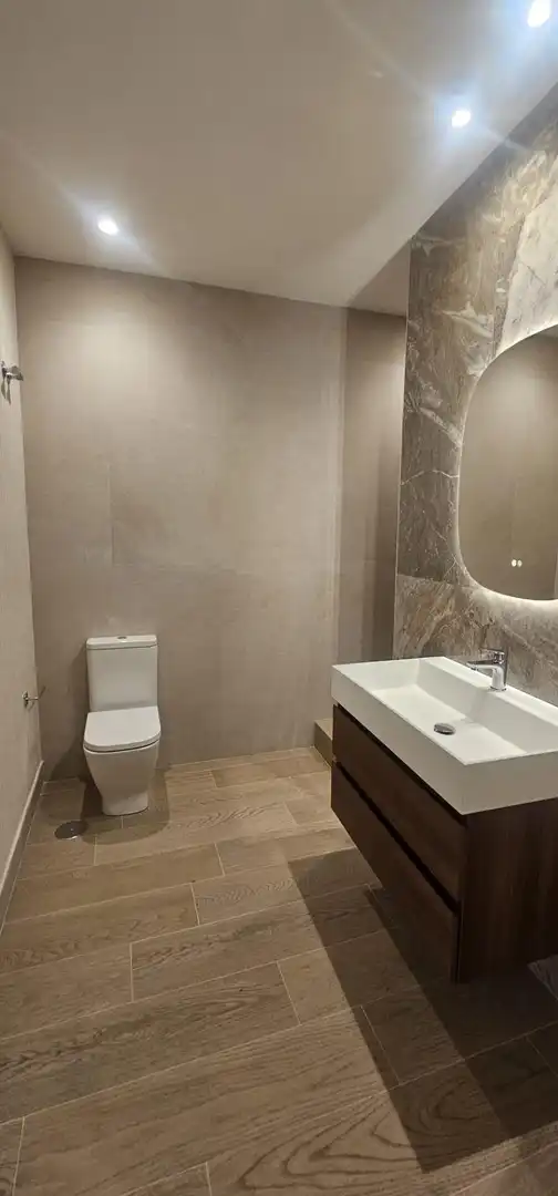 Bany de Pis de lloguer en Centro