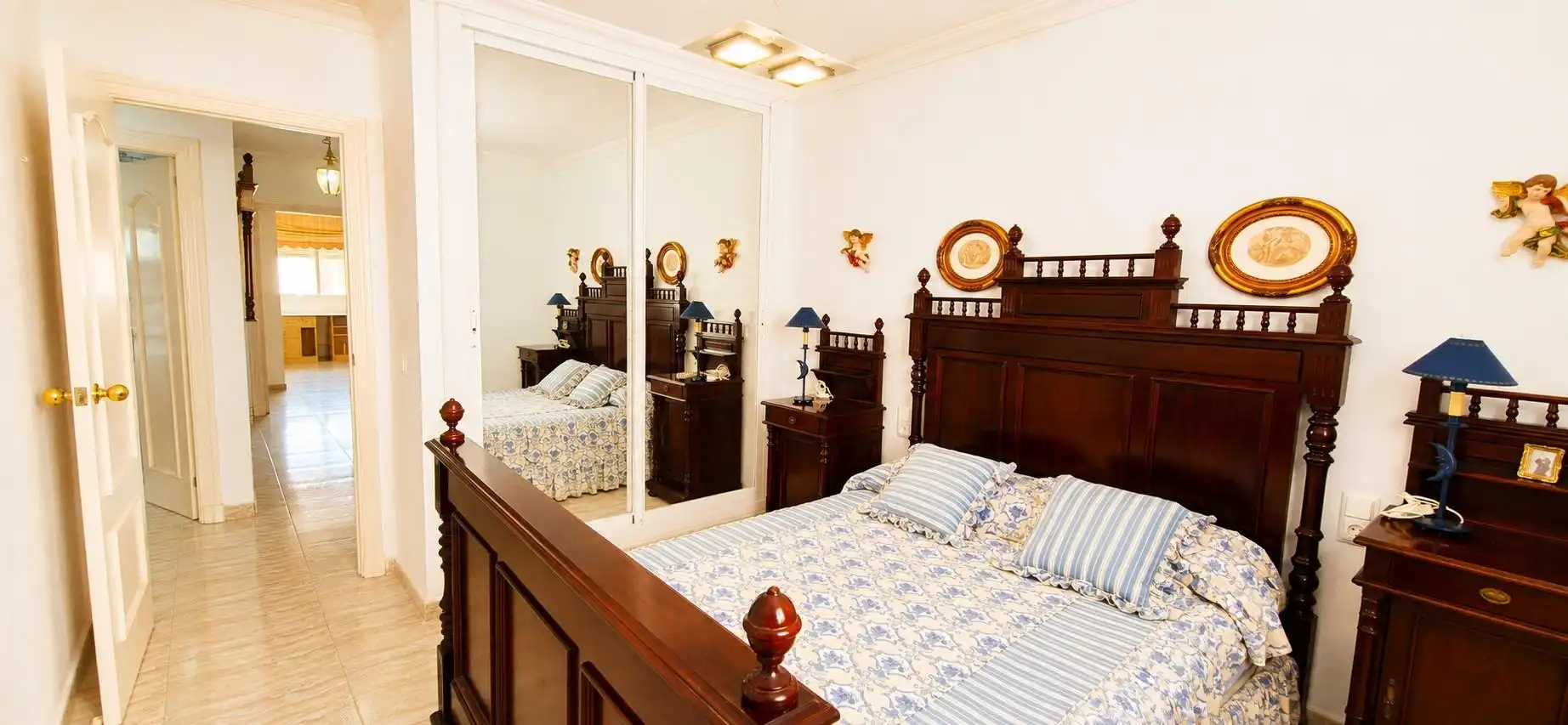 Habitación de Piso de alquiler en Málaga con Terraza y Amueblado