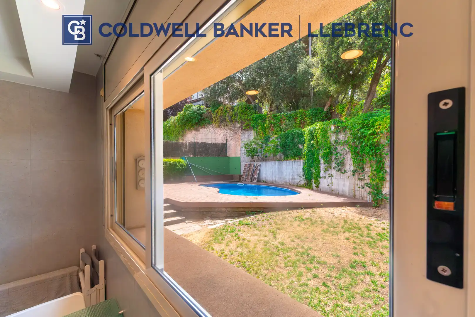 Piscina de Casa o chalet de alquiler en Barcelona con Aire acondicionado, Calefacción y Jardín privado