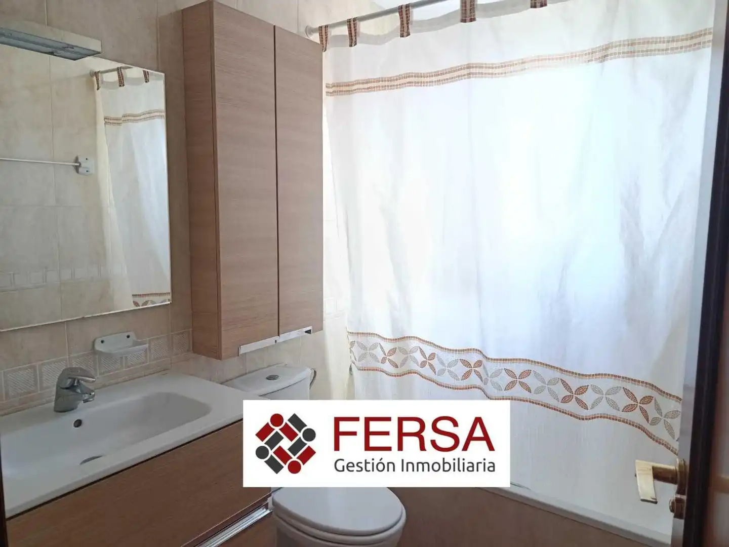 Baño de Casa adosada de alquiler en Jerez de la Frontera
