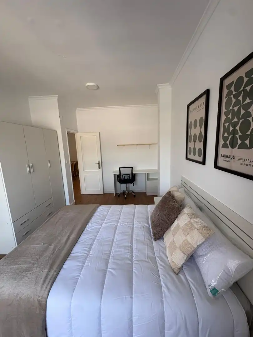 Bedroom of Flat for rent in Ourense Capital   with Heating, Furnished and Balcony