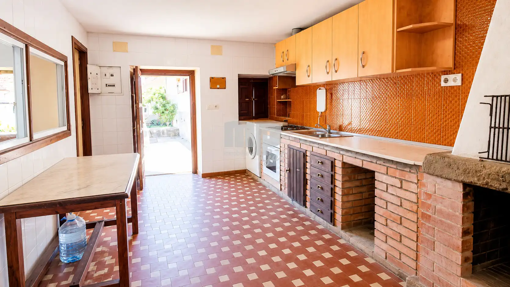 Kitchen of Country homes for sale in Pazos de Borbén  with Storage room