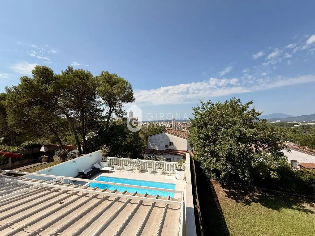 Jardín de Casa adosada en venta en Girona con Aire acondicionado, Calefacción y Terraza