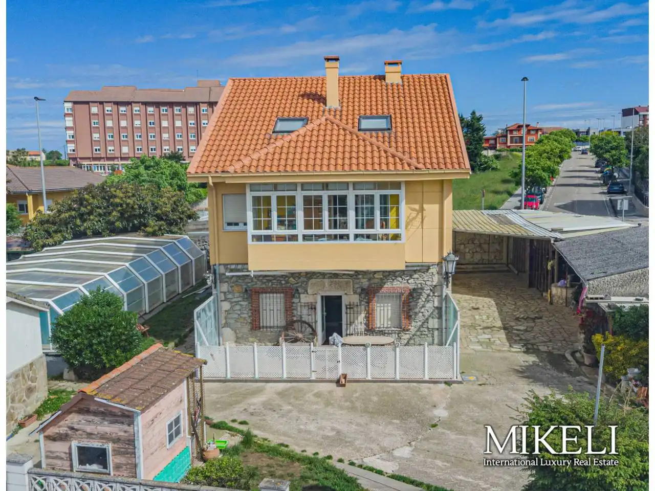Vista exterior de Casa o chalet en venta en Santander con Calefacción, Jardín privado y Terraza