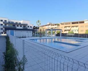 Piscina de Pis de lloguer en Cáceres Capital amb Aire condicionat i Terrassa