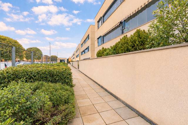 Piso en Venta en Calle de Almería en Las Castañeras - Bulevar