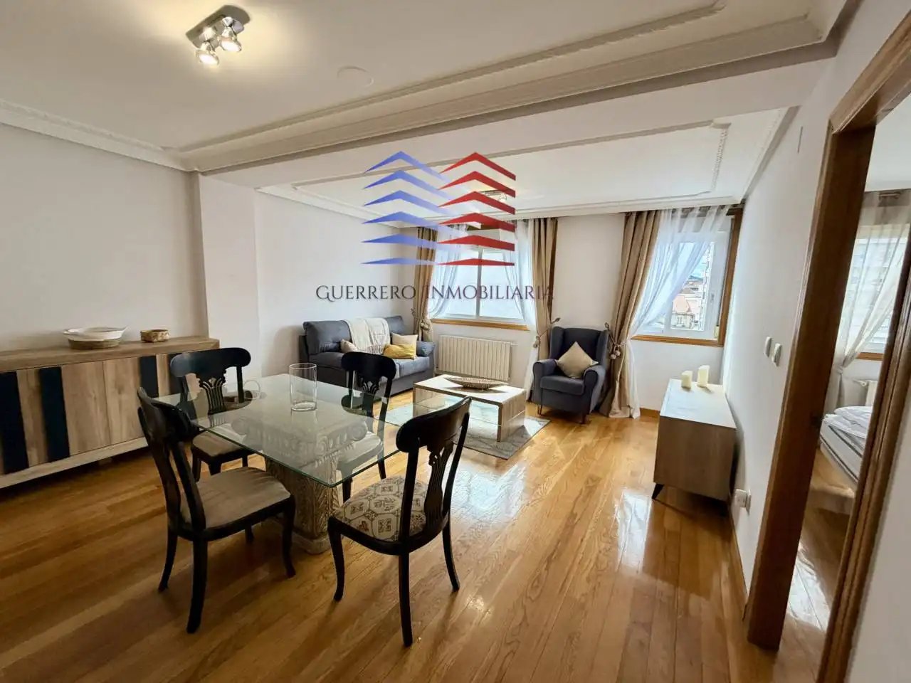 Living room of Apartments for rent in Ourense Capital   with Heating, Parquet flooring and Storage room
