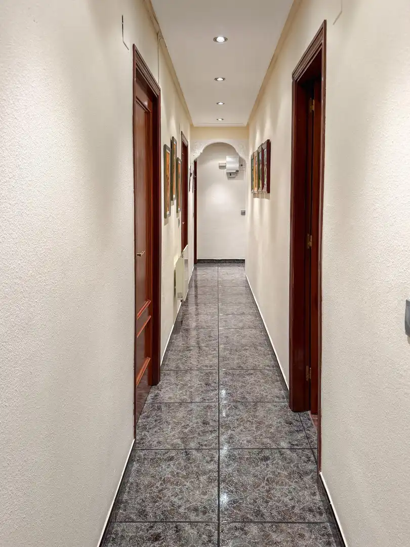 Piso en venta en Mieres (Asturias) con Calefacción, Parquet y Amueblado