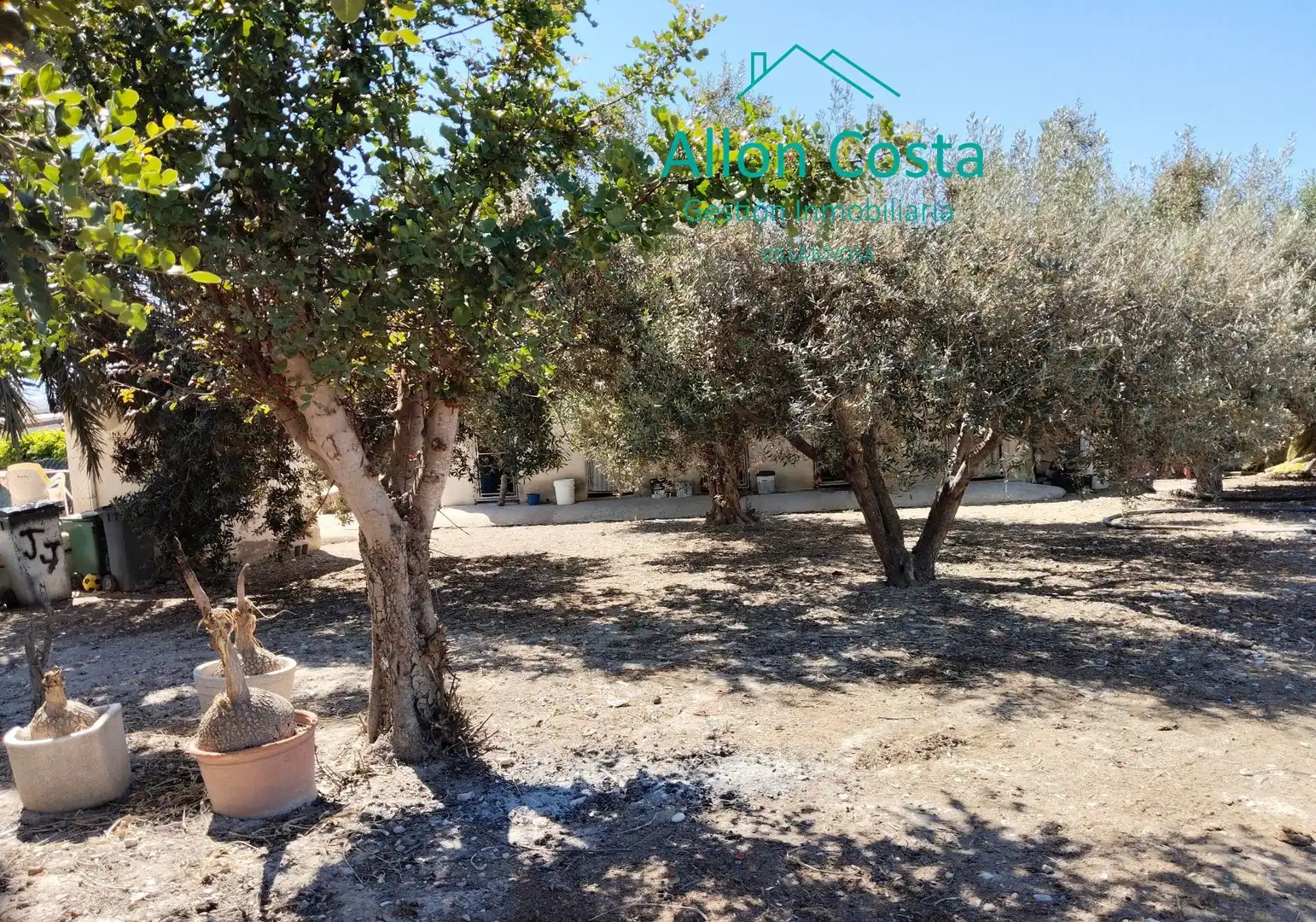 Country homes for sale in Villajoyosa / La Vila Joiosa  with Storage room and Swimming Pool
