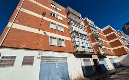 Exterior view of Flat for sale in Palencia Capital  with Terrace