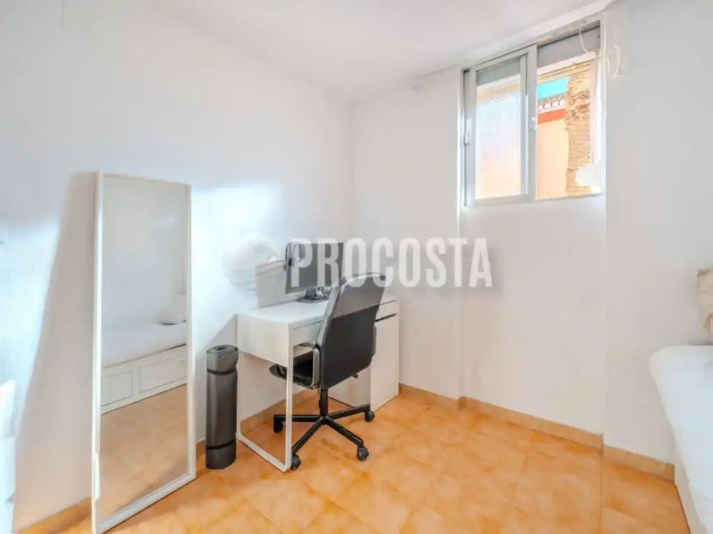Habitación de Piso en venta en Almuñecar Centro