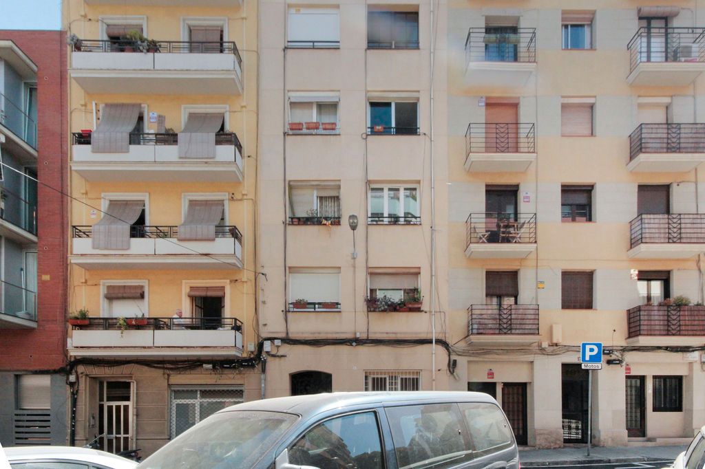 Vista exterior de Pis en venda en  Barcelona Capital