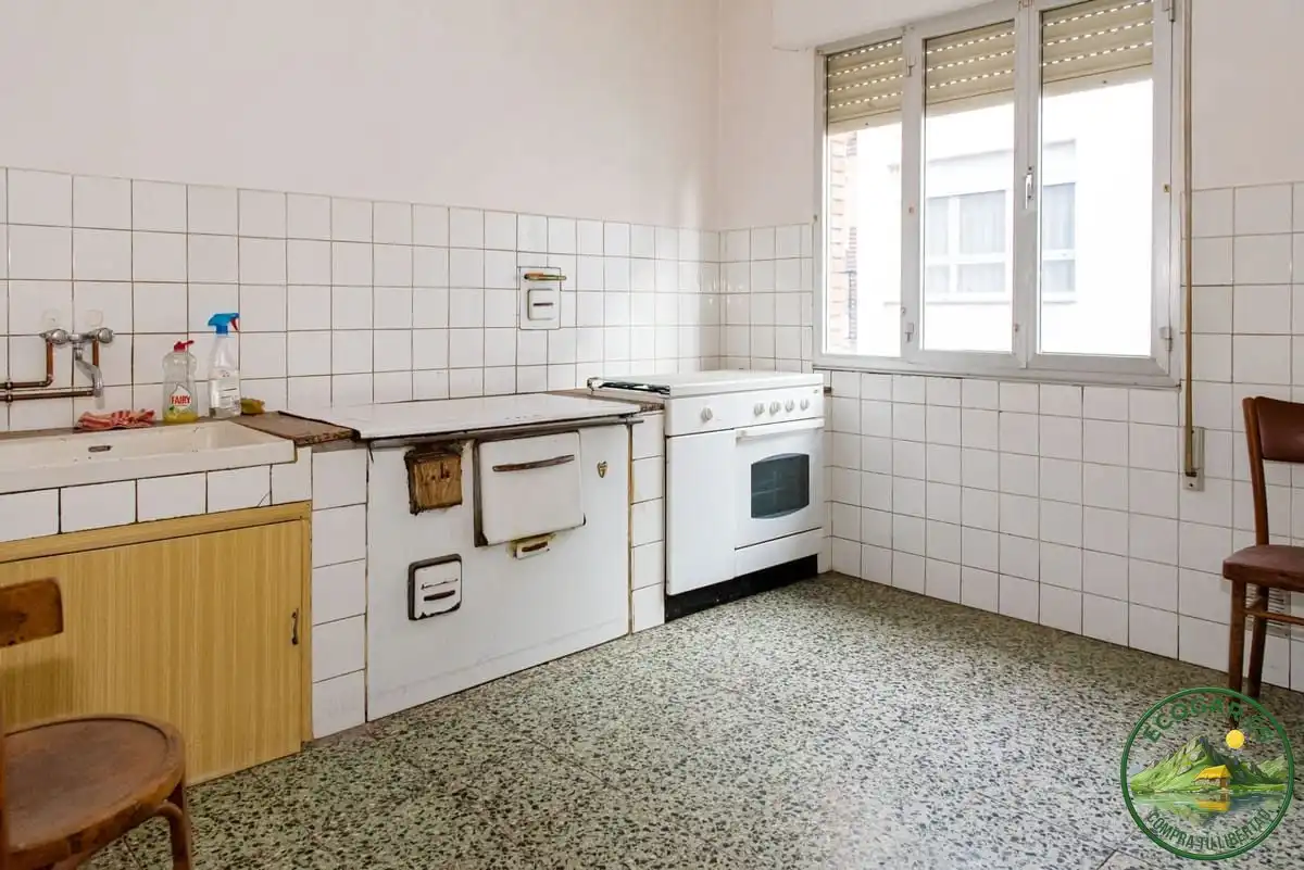 Kitchen of Houses for sale in Cacabelos  with Heating and Terrace
