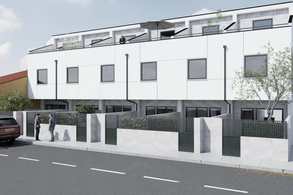 Vista exterior de Casa adosada en venda en Gijón  amb Calefacció, Jardí privat i Terrassa