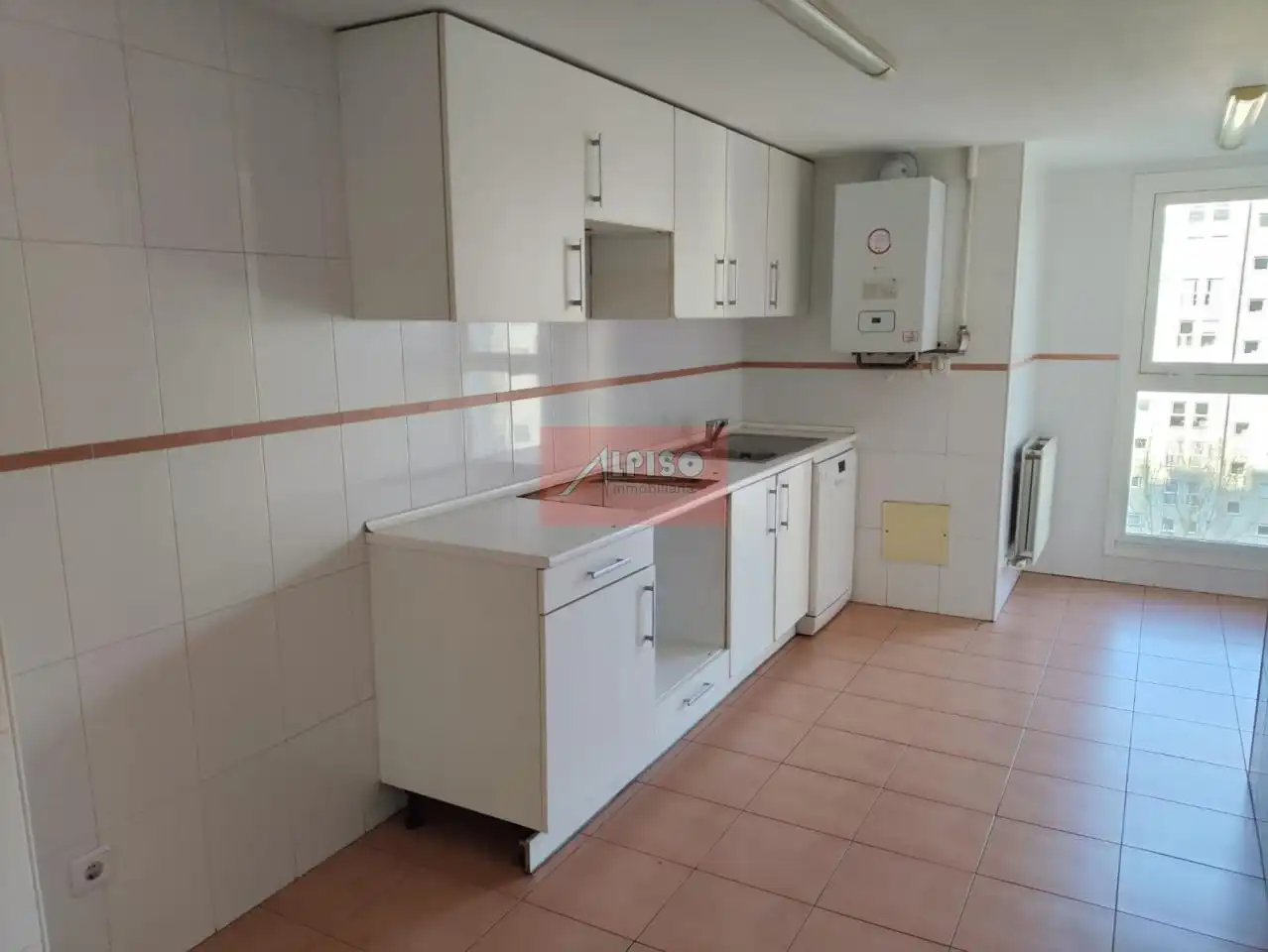 Cuina de Dúplex en venda en Ourense Capital  amb Calefacció i Terrassa
