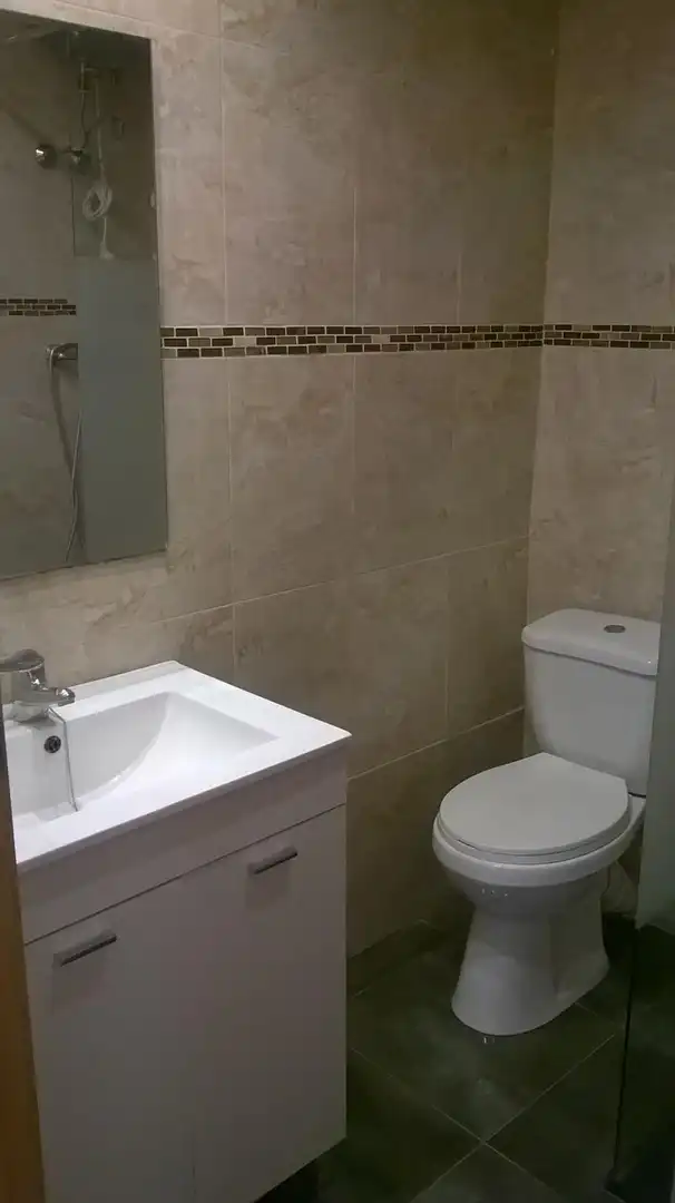 Bany de Pis de lloguer en Moncada amb Aire condicionat i Balcó