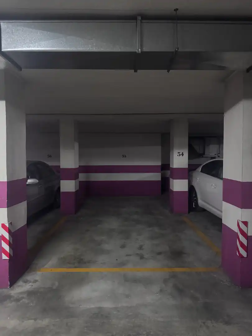 Parkplatz von Wohnungen zum Verkauf in Maracena mit Klimaanlage, Heizung und Abstellraum