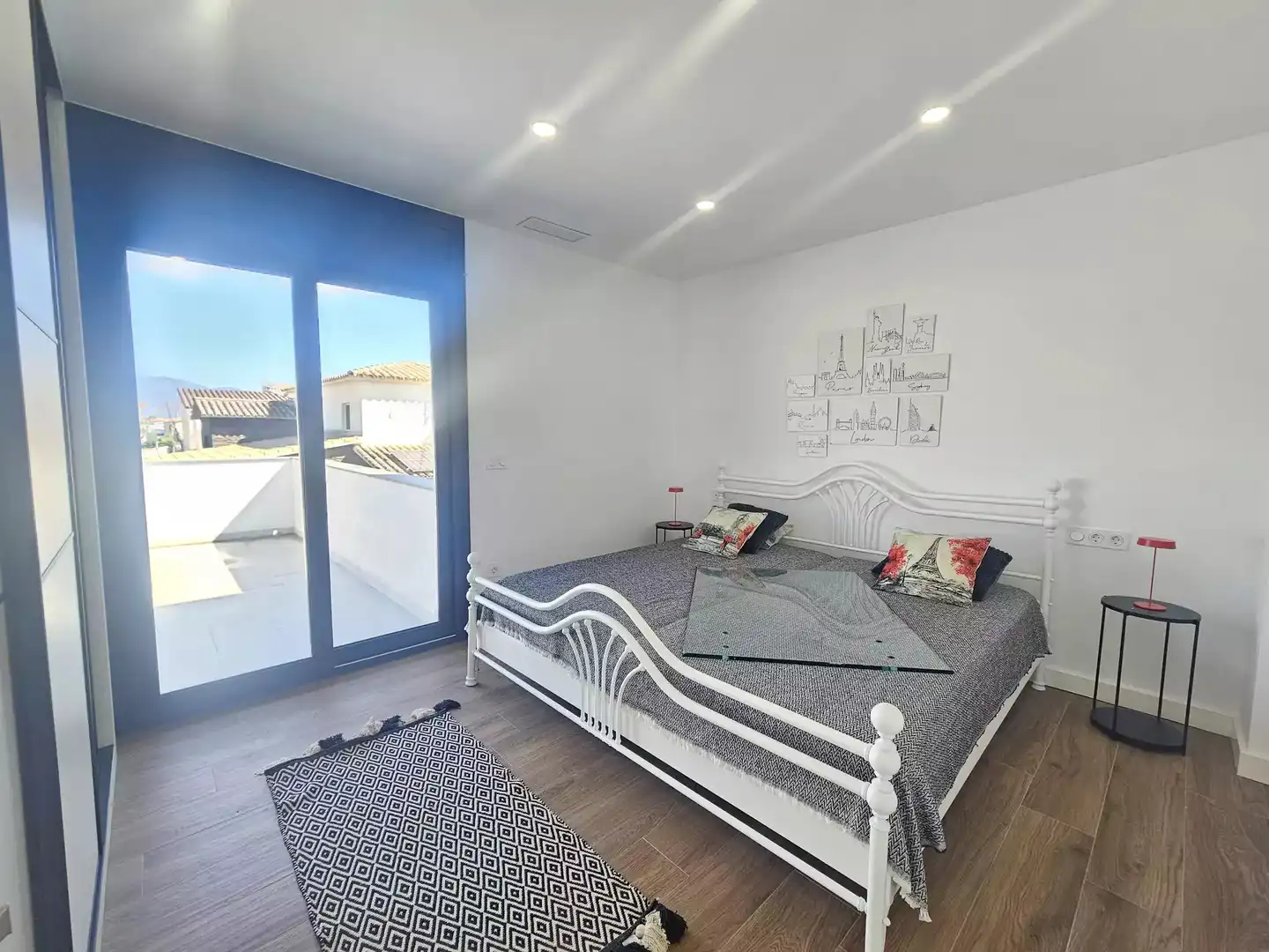 Bedroom of Houses for sale in Empuriabrava  with Air Conditioner, Heating and Swimming Pool