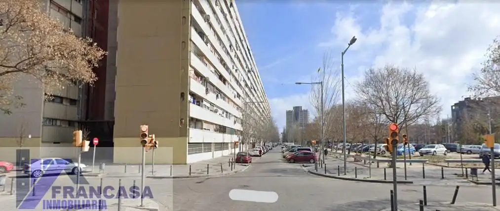 Vista exterior de Pis en venda en Sant Adrià de Besòs