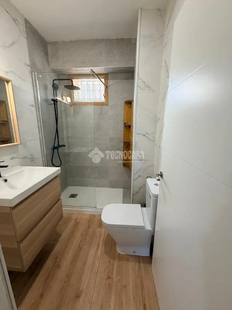 Flat for rent in PISO calle antioquia, Alfalfa - Santa Cruz