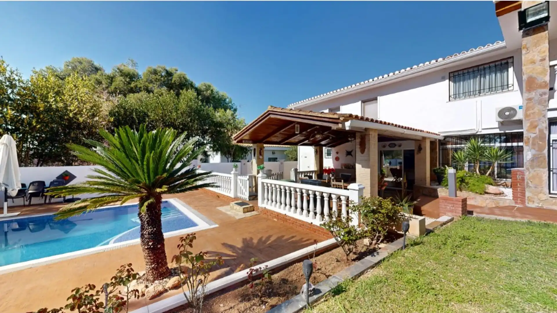 Vista exterior de Casa o chalet en venta en Vilamarxant