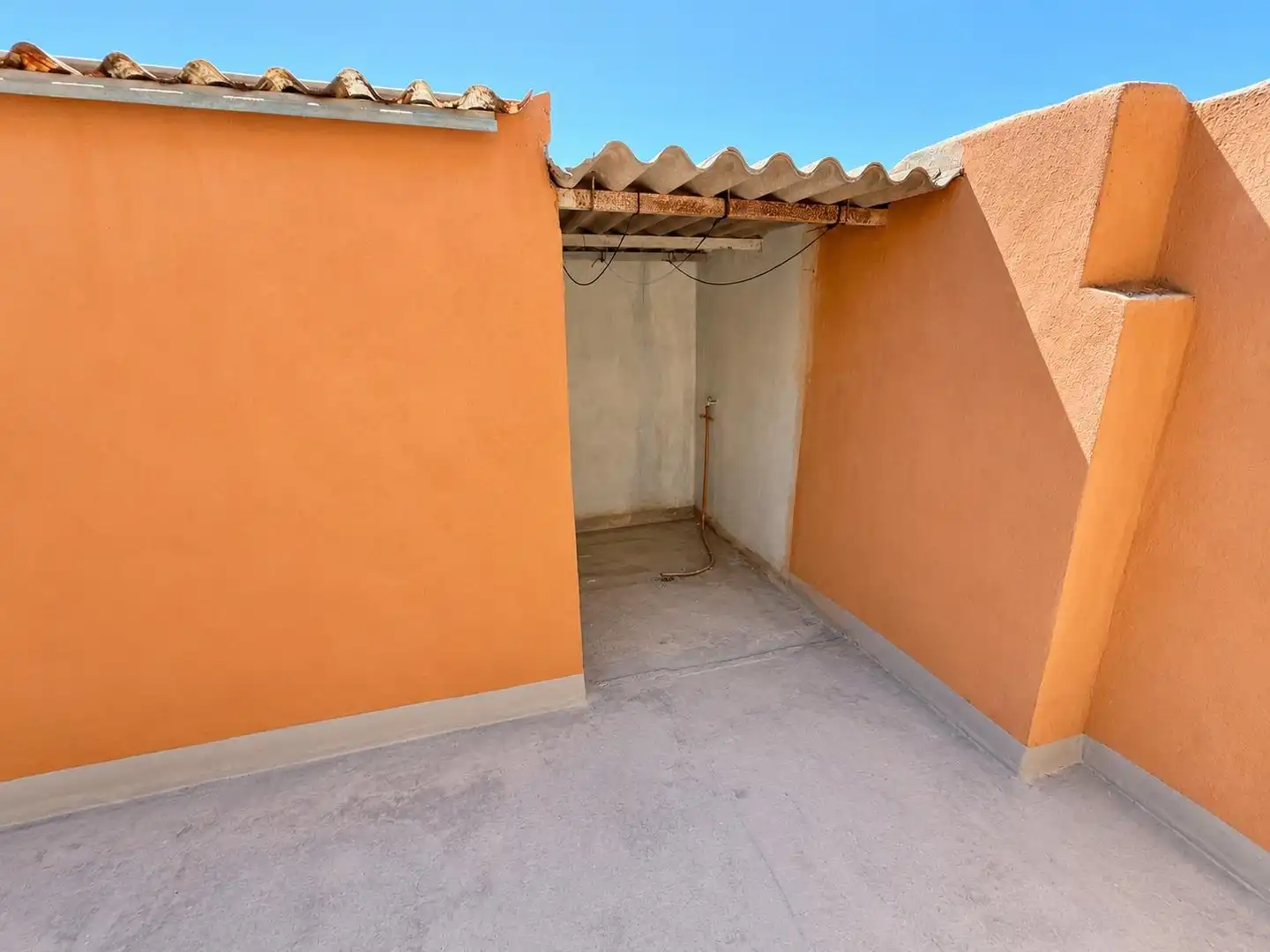 Vista exterior de Casa o xalet en venda en San Cristóbal de la Laguna amb Jardí privat, Terrassa i Alarma