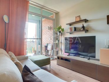 Piso con balcón en venta en Carrer de Bernat Metge