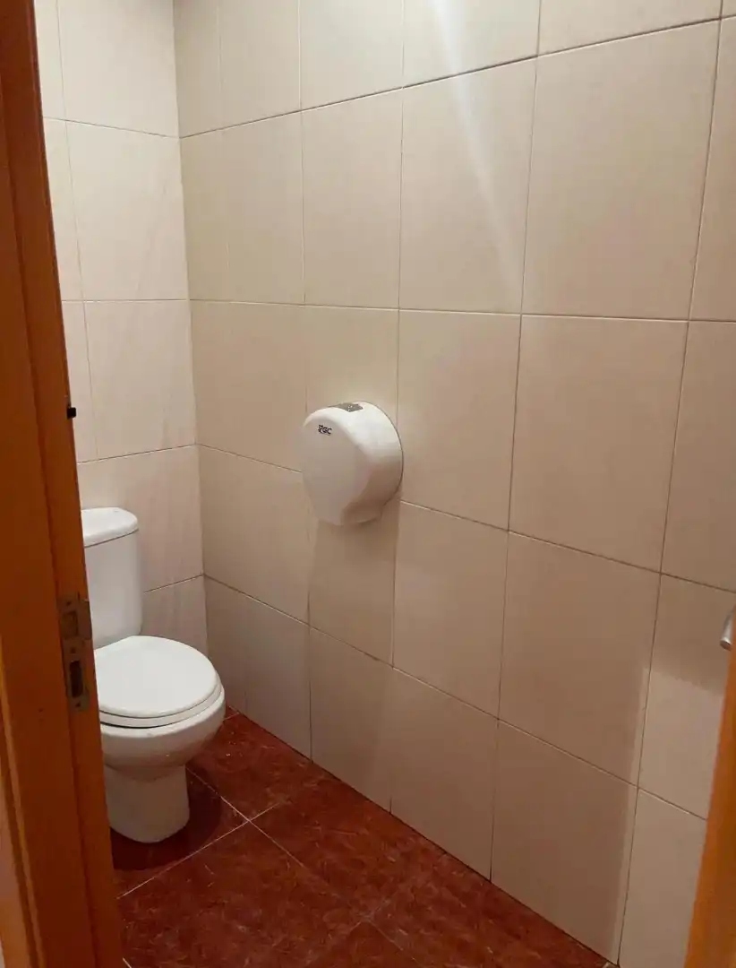 Bany de Casa o xalet en venda en Olot amb Calefacció, Terrassa i Balcó