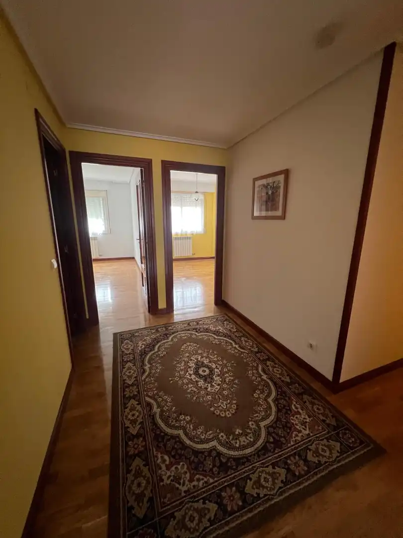 Piso en venta en  Logroño con Calefacción, Parquet y Terraza