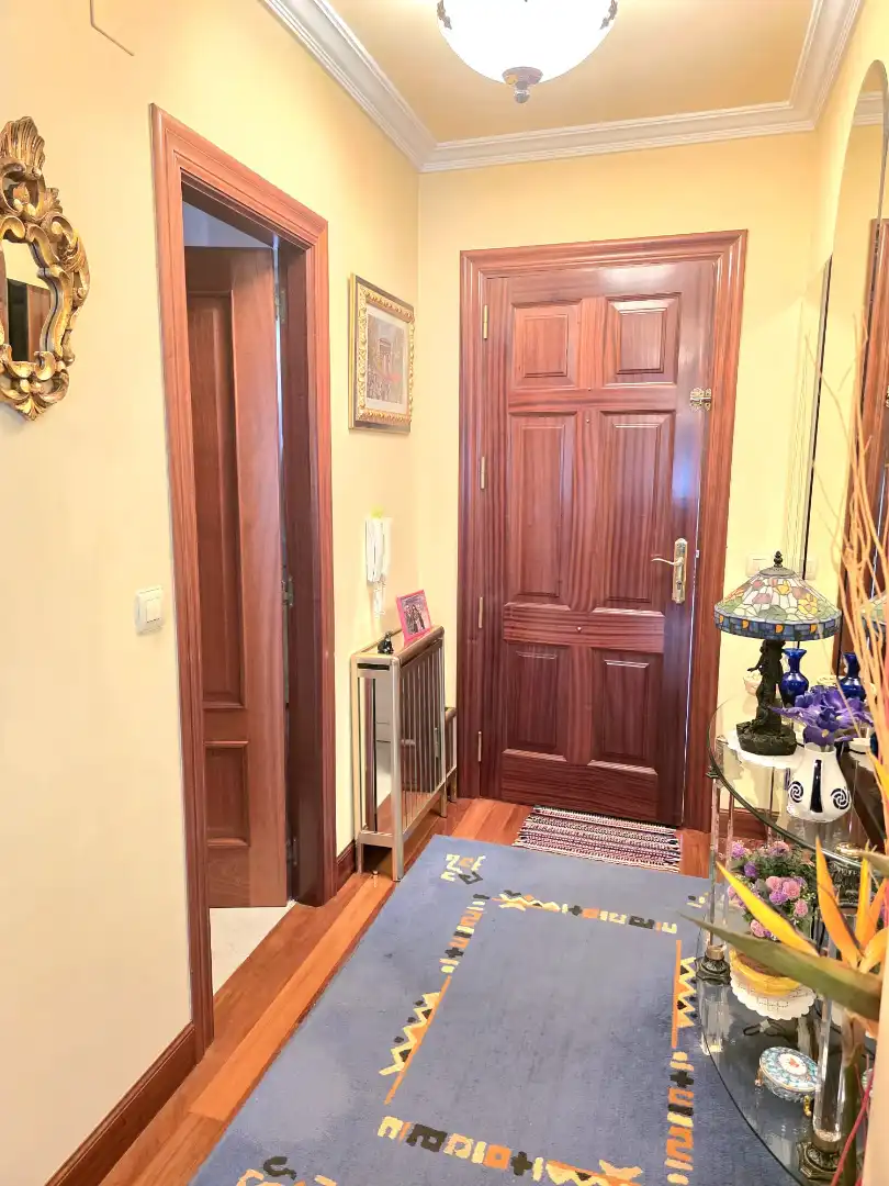 Casa adosada en venta en Castro-Urdiales con Calefacción, Jardín privado y Terraza