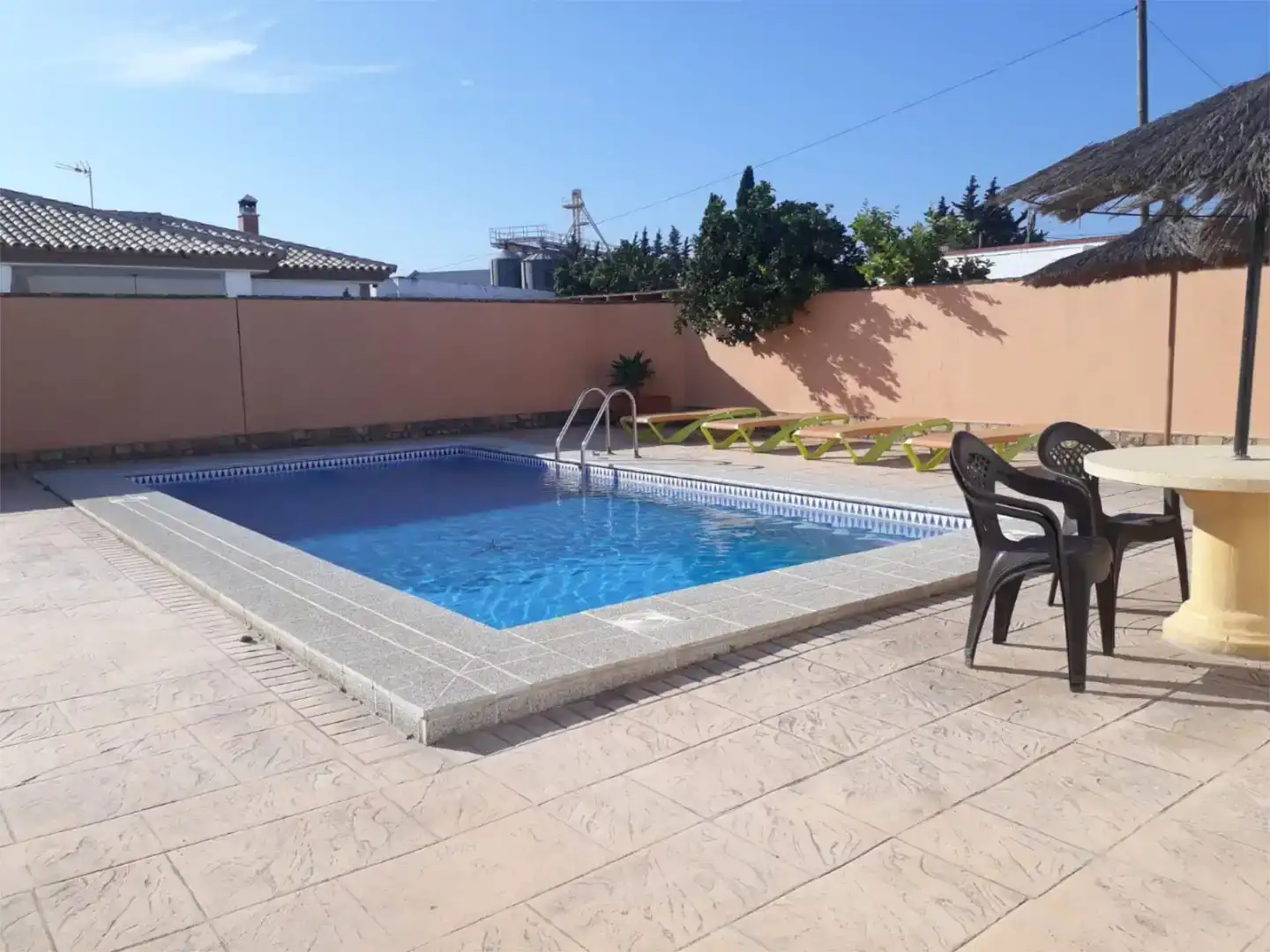Piscina de Casa adosada de lloguer en Barrio Nuevo