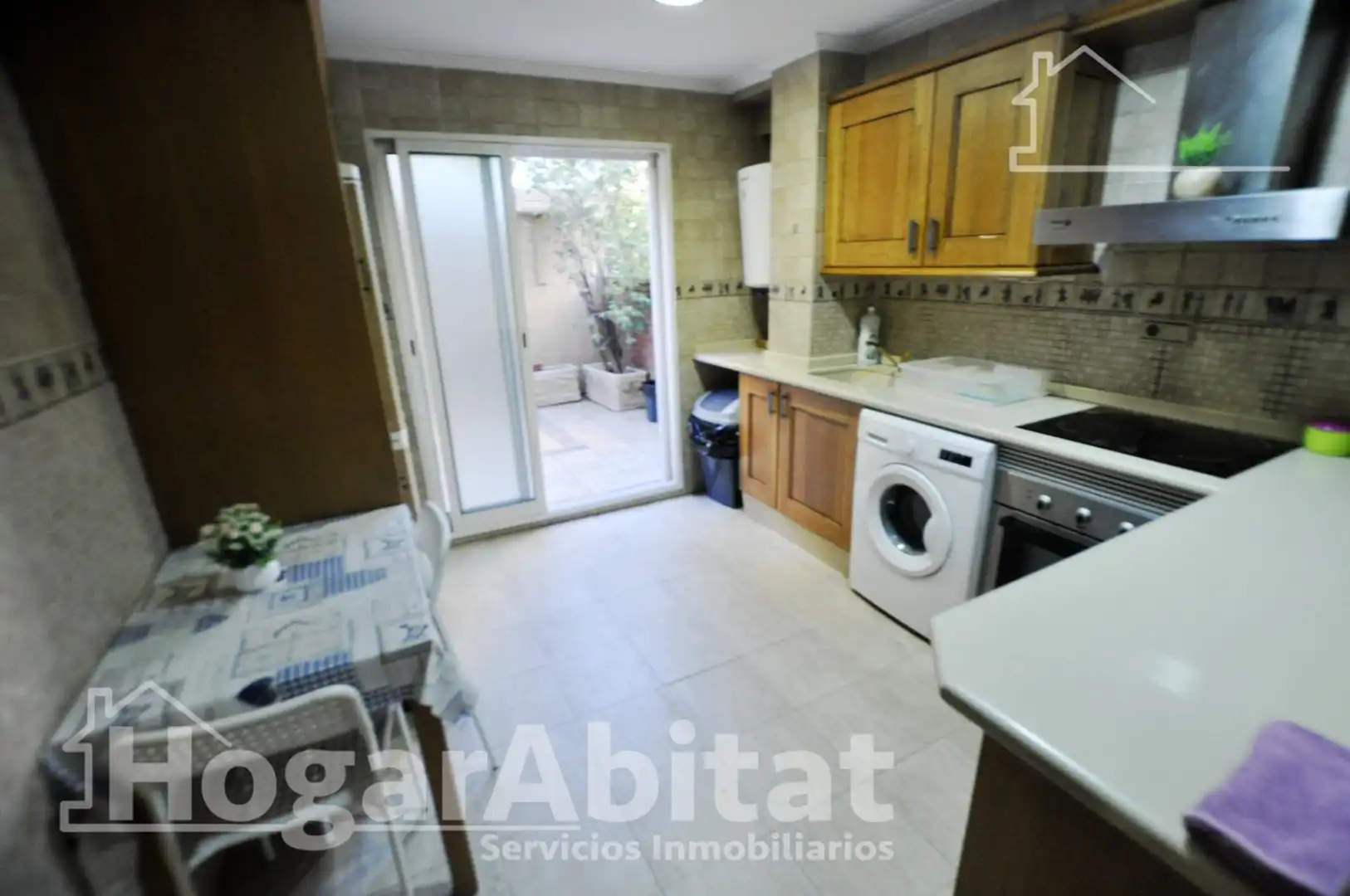 Küche von Wohnung zum Verkauf in Valencia mit Klimaanlage, Parkett und Terrasse