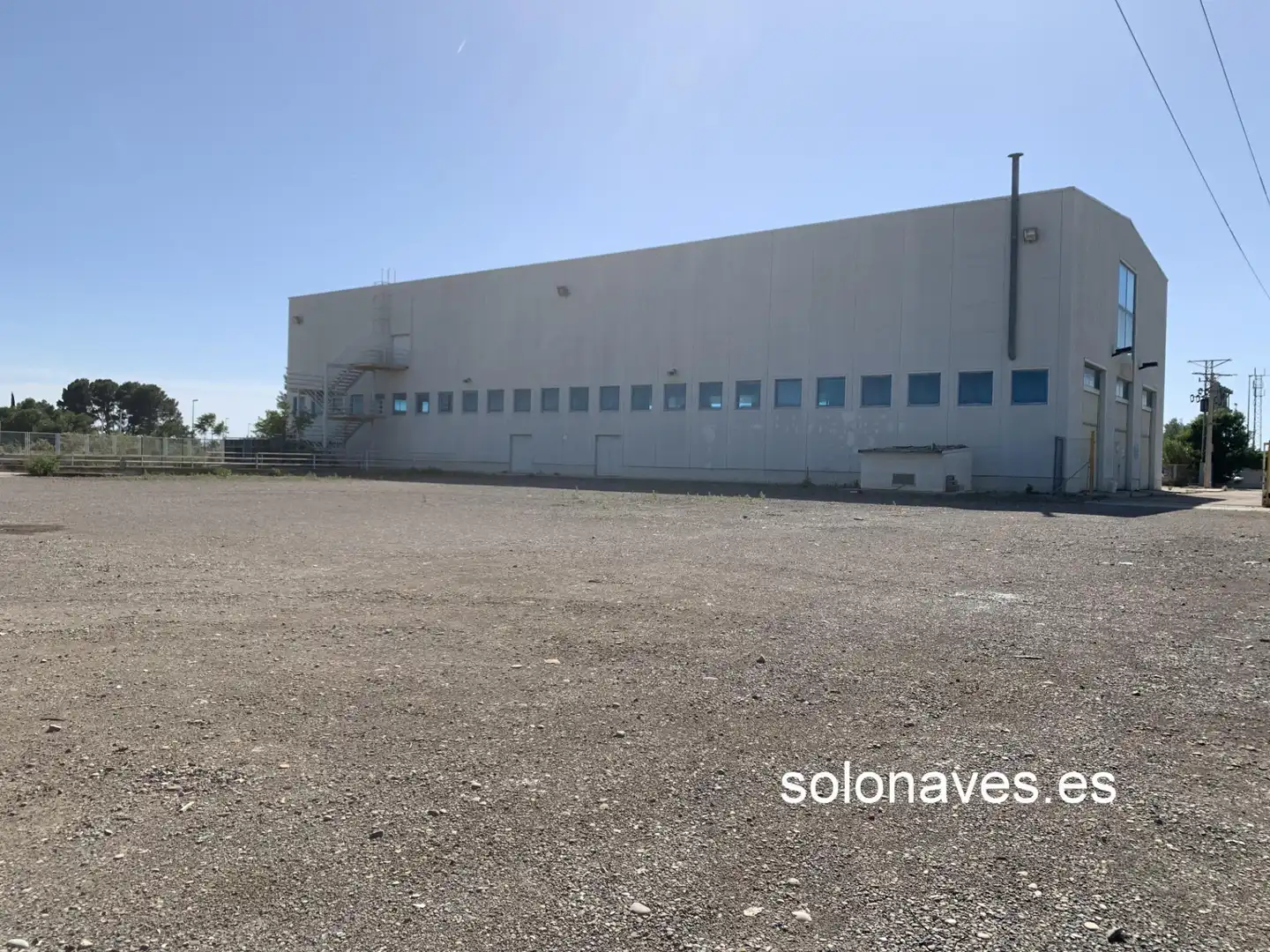 Vista exterior de Nau industrial de lloguer en Zaragoza