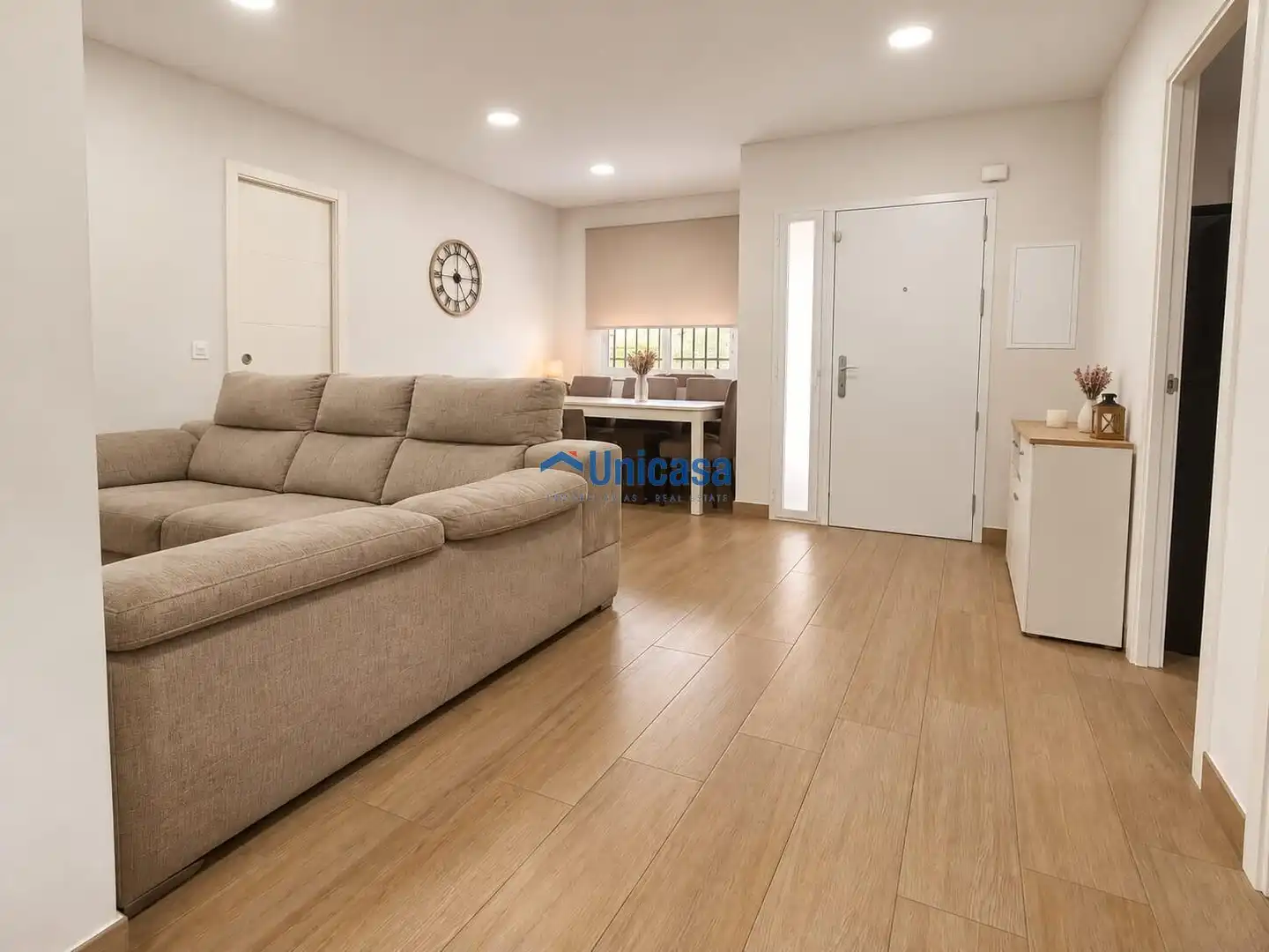 Casa aparellada amb jardí en venda a Puerto de la Torre - Atabal, imagen 2