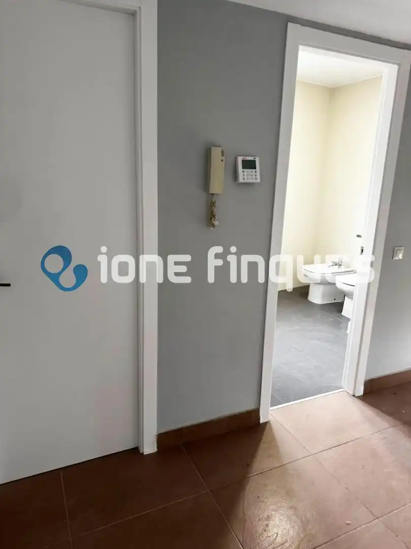 Casa o chalet en venta en Rubí con Calefacción, Terraza y Piscina