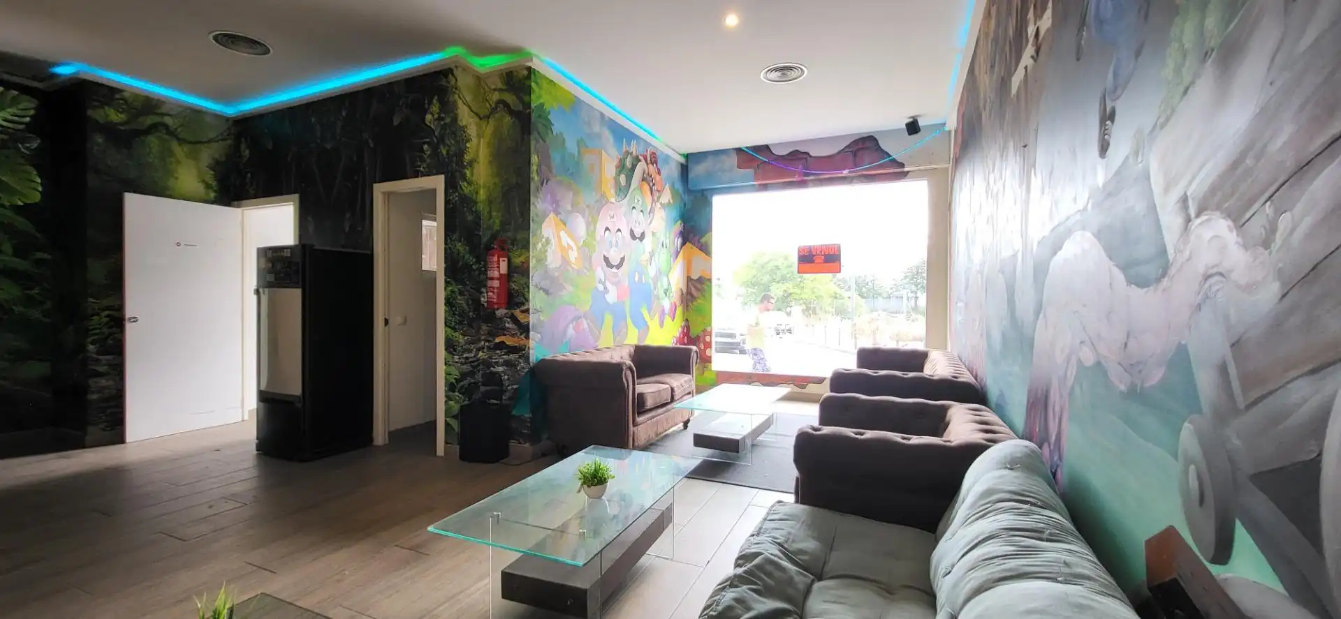 Wohnzimmer von Geschaftsraum zur Miete in Marbella mit Klimaanlage und Möbliert