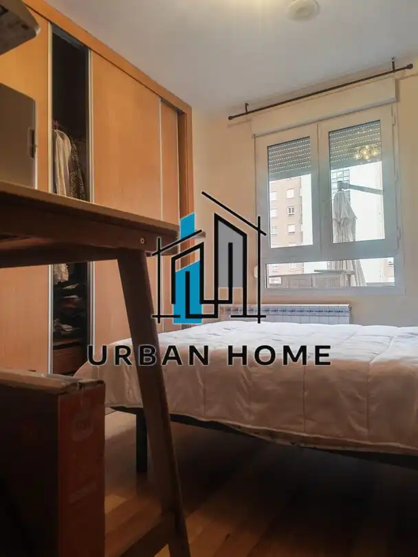Exterior view of Flat for sale in León Capital   with Heating and Terrace