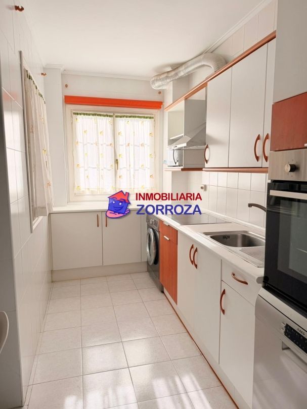 Kitchen of Flat for sale in Bilbao   with Heating, Private garden and Alarm