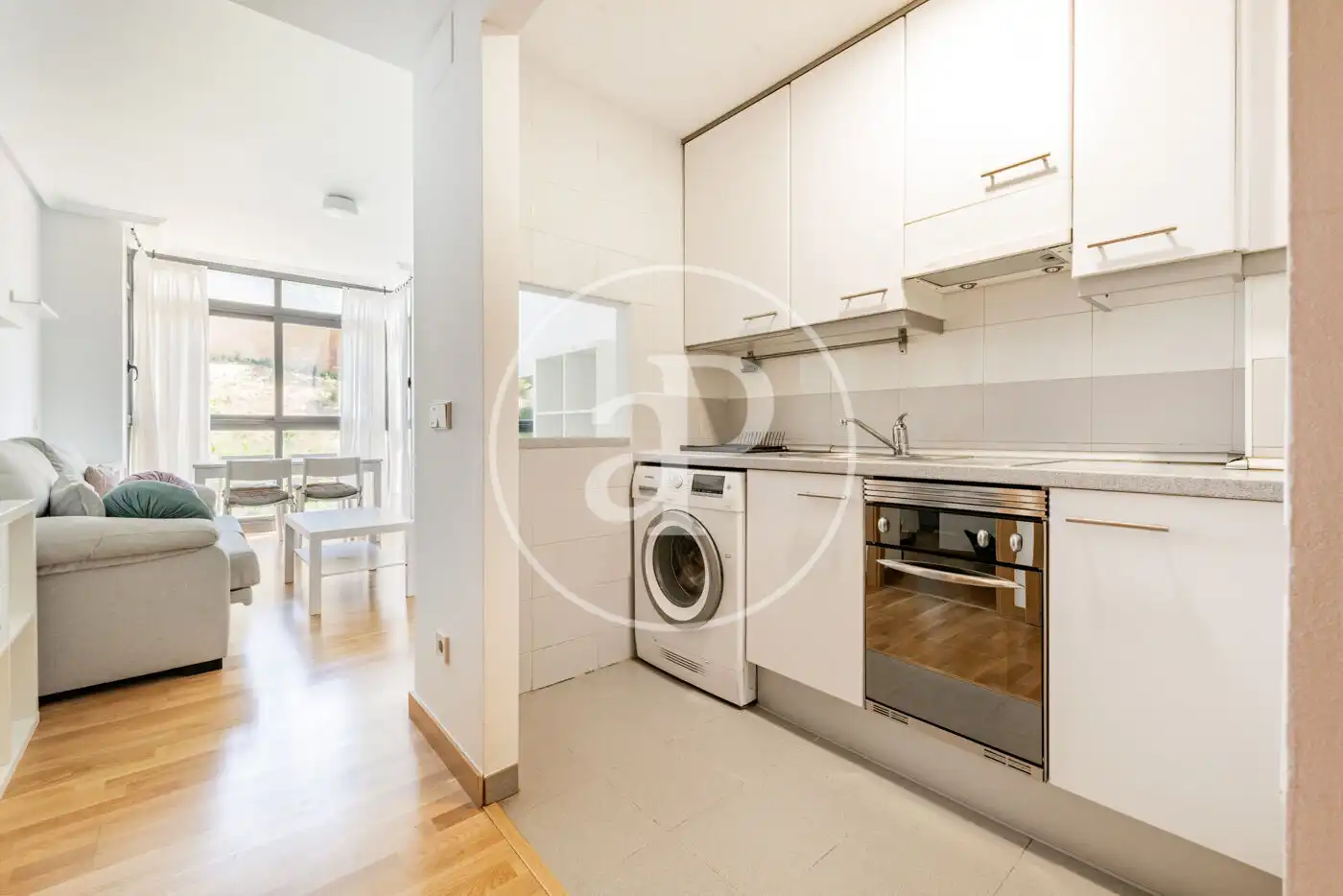 Küche von Wohnung zum Verkauf in Madrid mit Klimaanlage, Heizung und Privatgarten