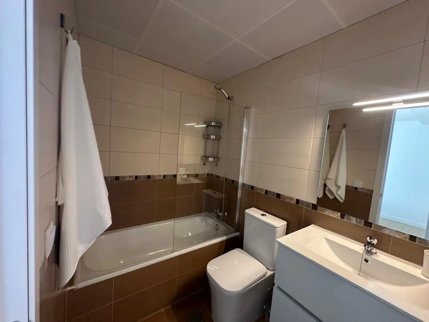 Baño de Piso en venta en Lorquí con Aire acondicionado y Amueblado