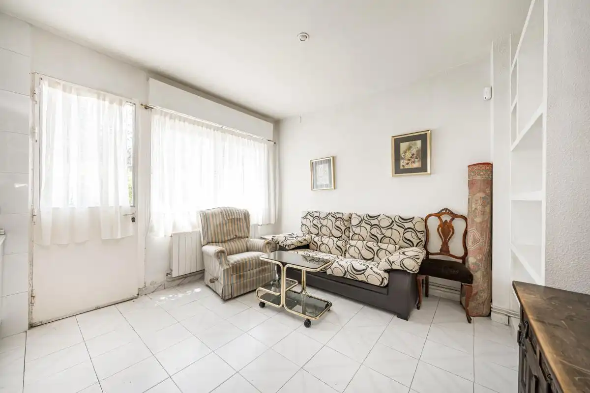 Bedroom of Houses for sale in Madrid  with Air Conditioner, Heating and Private garden